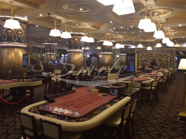 Азов сити казино оракул онлайн real online casino in usa